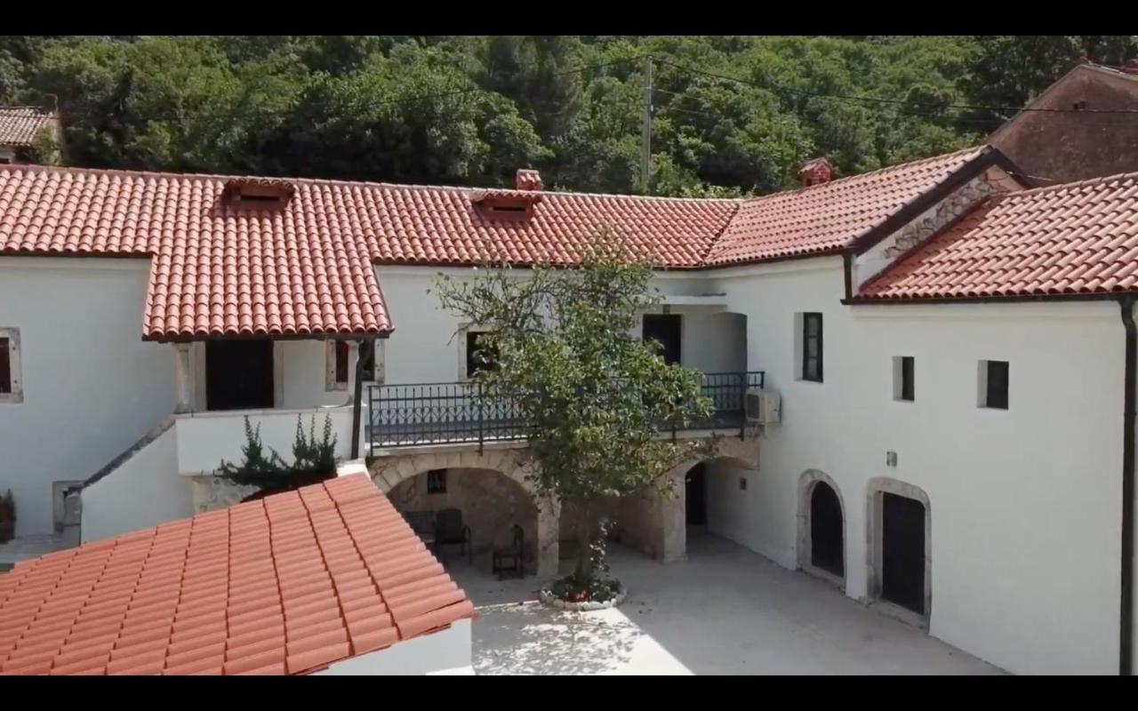 Art House 1800 Villa Tribalj  ภายนอก รูปภาพ